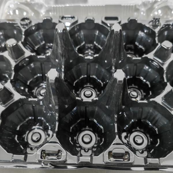 30 Hole Egg Carton Plastic Tray Customized With Egg Bottom And Lid Separated