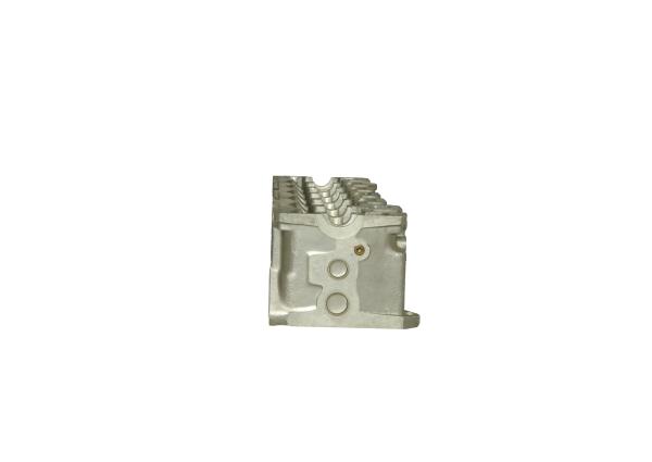 Nissan RD28TI Cylinder Head 908504 11040VB301 Aluminium Material