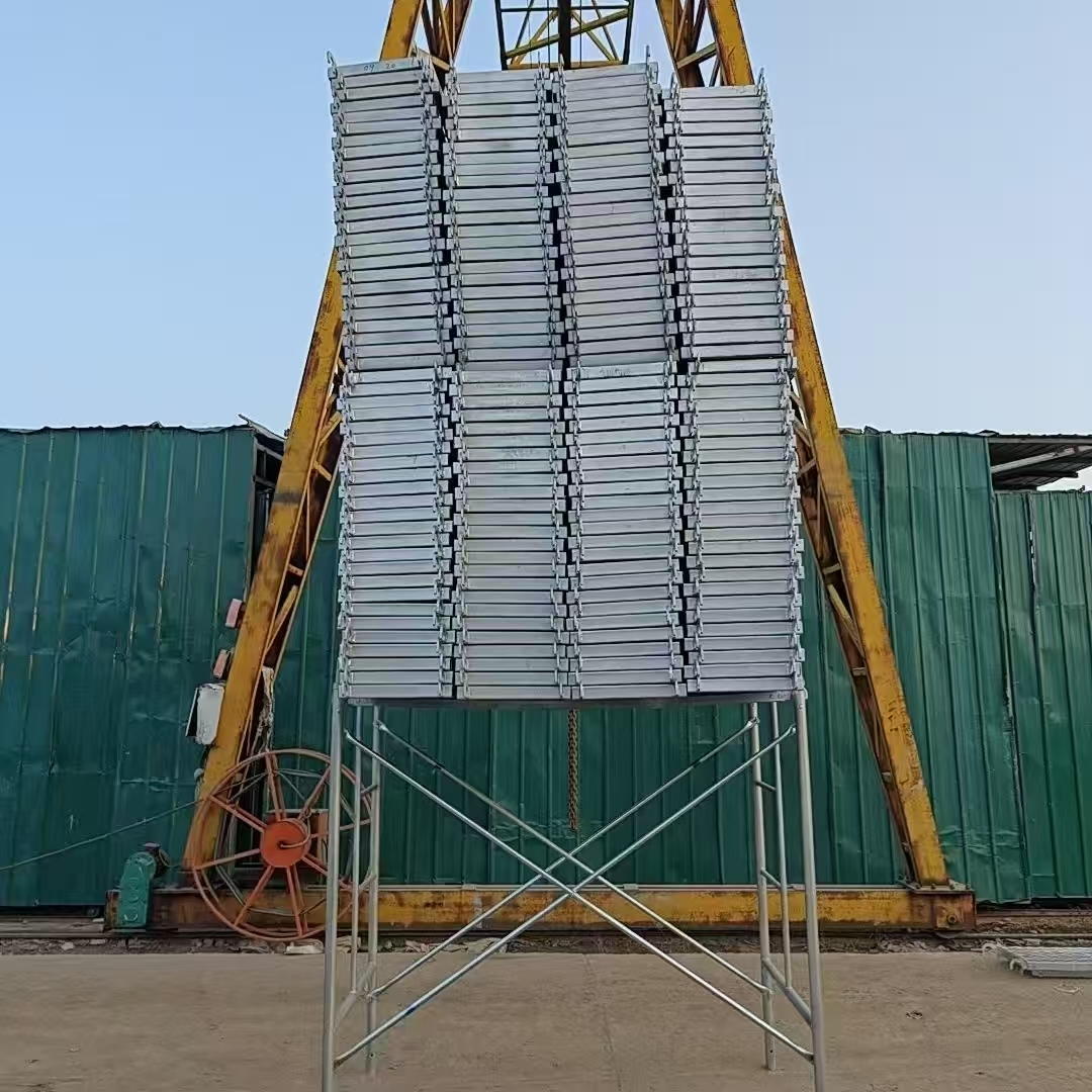 Steel Frame Scaffolding System with Tool-Free Assembly, Built-In Cross Bracing, and Compact Storage