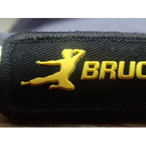 Одежда цвета Пантоне изготовленная на заказ латает ярлык впрыски кремния 3Д блокируя сплетенный краем