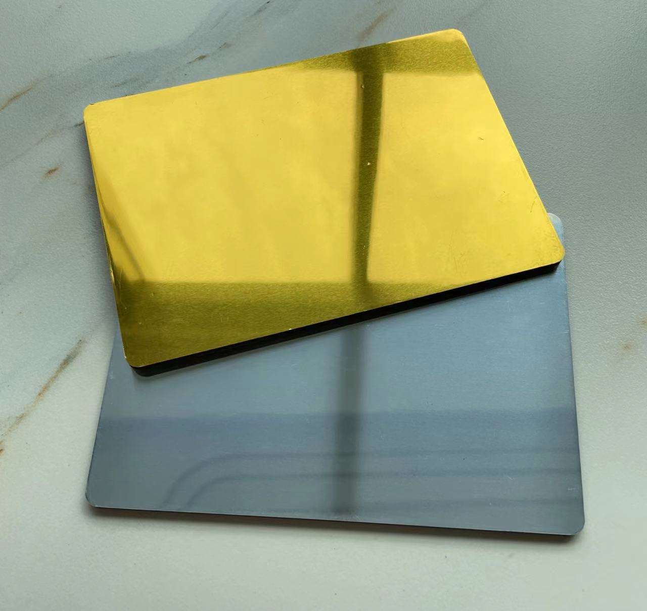 Metal Gold Anti-scratch Mirror-Finish Aluminum Composite Panels PVDF 3mm/4mm Thickness 1.5×2.44m Banks Hotels Composite Panel