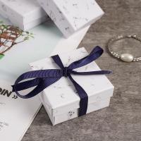 Pequeña caja de regalo veteada de la joyería para los pendientes Ring Necklace Bracelet