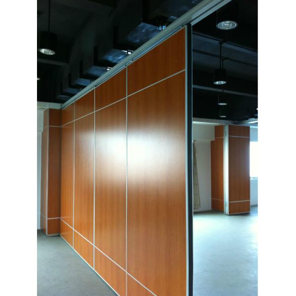 Складывая разделы доказательства раздвижной двери передвижные ядровые для офиса с алюминиевым следом