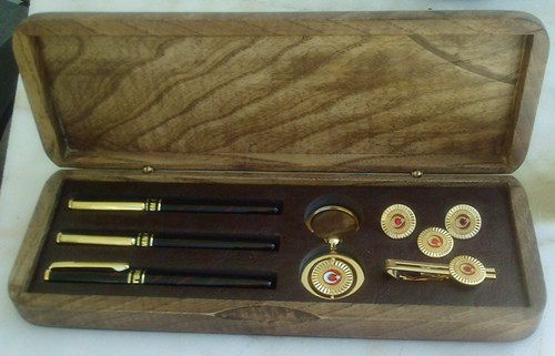 Metal keychain, metal pen, mirror for make-up