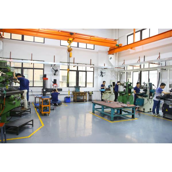 Spray Painting Black Color OEM Service Injection Moulding for Car Parts Plastic Material