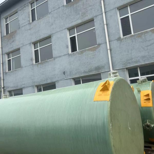 OEM Fiberglass Vessel FRP Water Tank Sand Filter 12CBM Wastewater Treatment