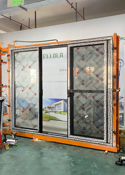 AS 2047 Certified Aluminium Sliding Doors with 6063-T5 Alloy and Double-Layer Tempered Glass for Wind Resistance up to 3000Pa