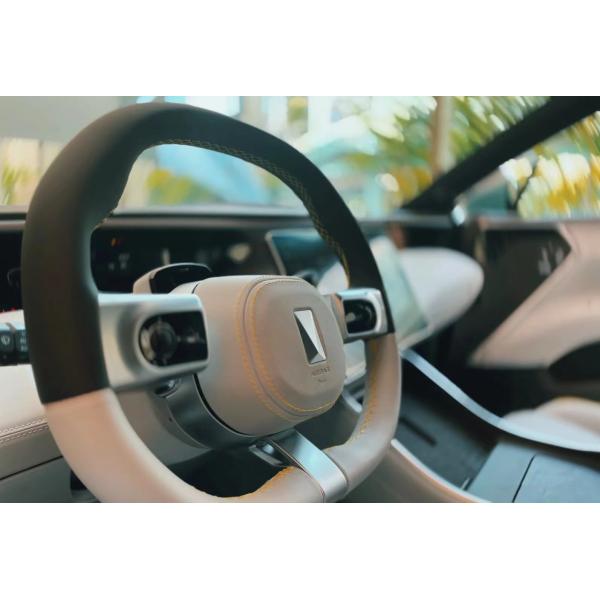 AVATR-11 2024 Dual Motor Electric Car with Panoramic Sunroof 555km NEDC Range and 200km/h High Speed Maximum Power 435kW