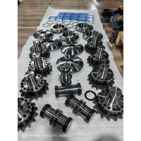 P6820C Sprocket Upper Chain Wheel Upper Sprocket Wheel for Asphalt Paver Spare Parts