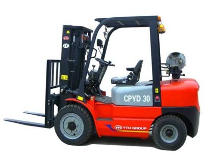 YTO 4 Wheel Drive Forklift , 10km/H 3 Ton Forklift With Gasoline Engine