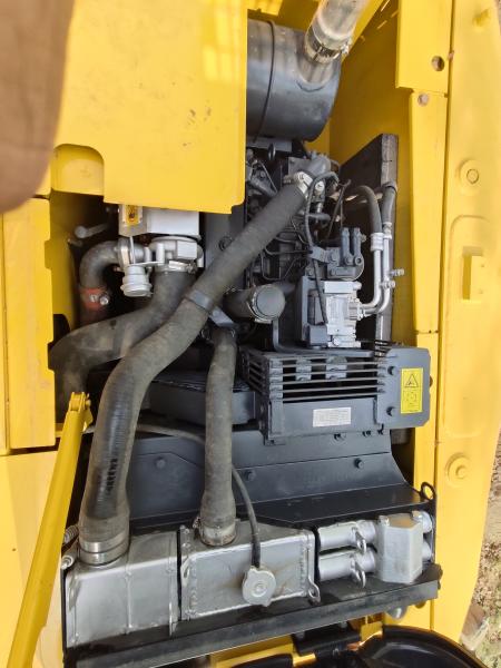 Good Condition Japan Used Hydraulic Crawler Excavator Komatsu PC130 Second Hand Digger Machine