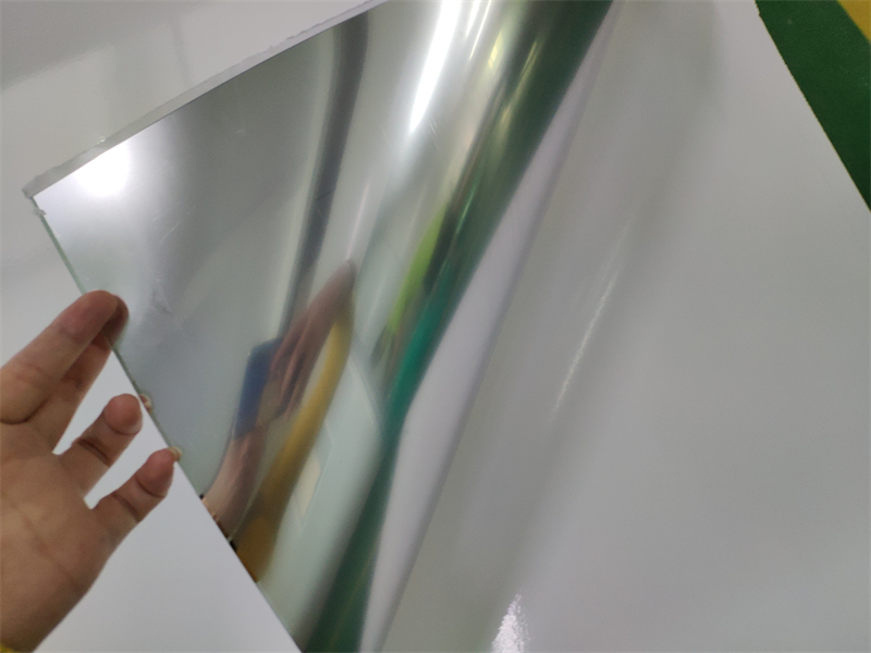 Super Reflective PET Mirror Film Roll 1m X 50m/100m Industrial & Construction Use Extruding & Cutting Service