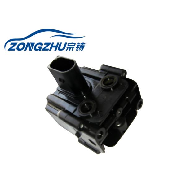 BMW F01 F02 F11 Air Solenoid Valve / Air Suspension Valve Block 37206789450