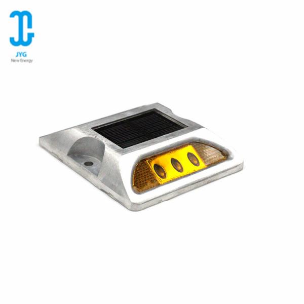 Yellow Waterproof Solar Road Studs High - Pressure Casting Aluminium Alloy Body Material