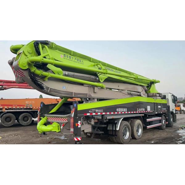 Тележка 2014 конкретного насоса Zoomlion 52m установила Semi сухое гидравлическое