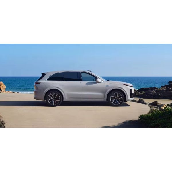 Li L6 2024 Hybrid Li Auto L6 Luxury Electric Car Vehicles 4WD Lixiang L6 Hybrid EV SUV Li L6 New Energy Vehicles