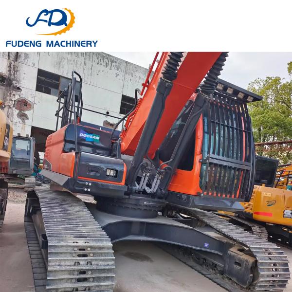 Top Rated Used DOOSAN DX300  Excavator 30ton with Crawler Excavator  for Industrial Construction