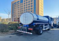 SINOTRUK HOWO 4x2 300 chevaux châssis bleu avec carrosserie réservoir d'eau 10m3