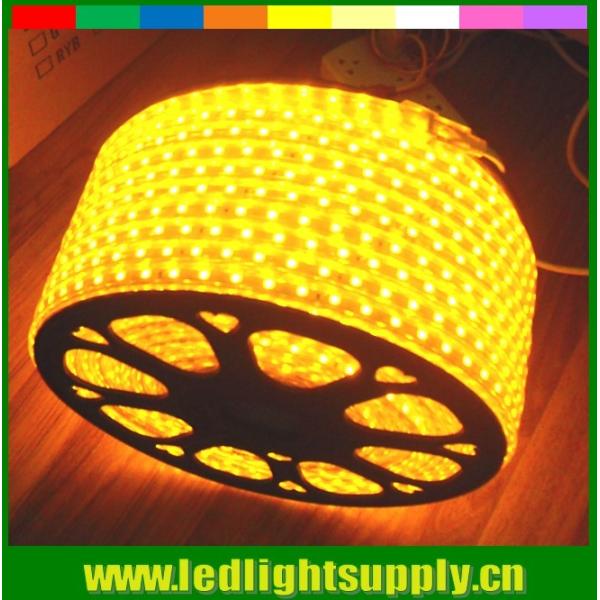 Lâmpadas de faixa 5050 AC 220V com emissão amarela 60LED/M