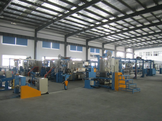 Insulating Sheathed Electrical Wire / Power Wire extrusion machine , computer control