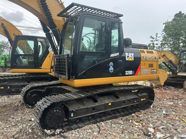 Second Hand CAT320D2L Excavator 104kW Engine Power China Supplier