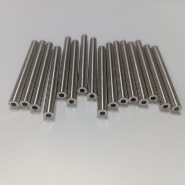 Precision Cutting Of 304 Stainless Steel Capillary Tubes Without Burrs Processing