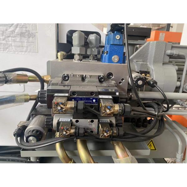 17kW Bottle Blow Molding Machine Pe Pp Pet HDPE 40mm Screw