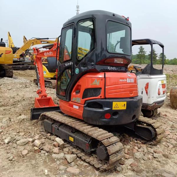 Core Components Engine Pump Motor Bearing PLC Selling KXU35 Mini Excavator 3.5 Tons