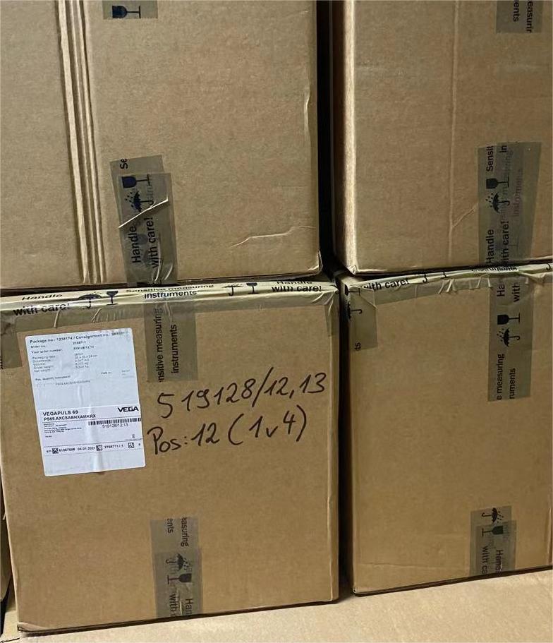 PS69.AXCSABHXAMKRX VEGA Уровнемер VEGAPULS 69 Радарный датчик для непрерывного измерения уровня