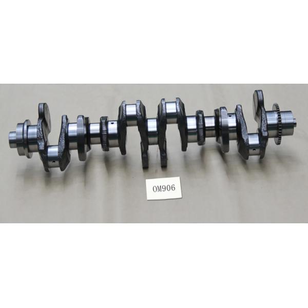 High Quality Engine crankshaft OM906 diesel engine forged steel truck diesel crankshaft