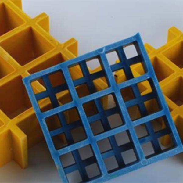 Панели скрежетать стеклоткани стального прута профиля Pultruded для дорожки