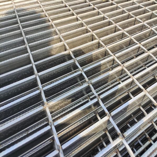 Raspagem de aço industrial soldada metal expandida da barra