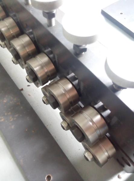 70 Mm 14 Roller Wire Straightener And Cutter With Three Groups Of Traction Wire