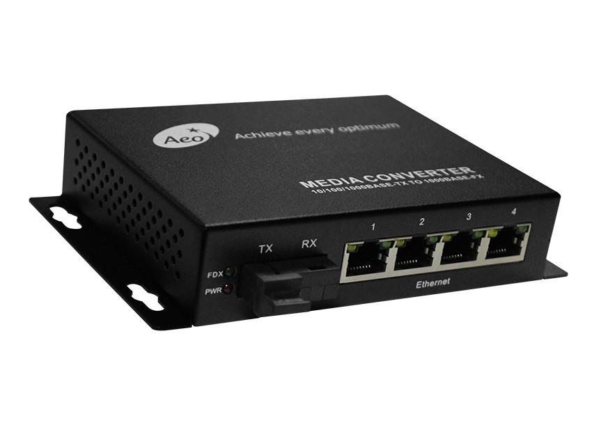 Волокно IP30 к локальным сетям конвертера 4 средств массовой информации локальных сетей с 1 портом волокна
