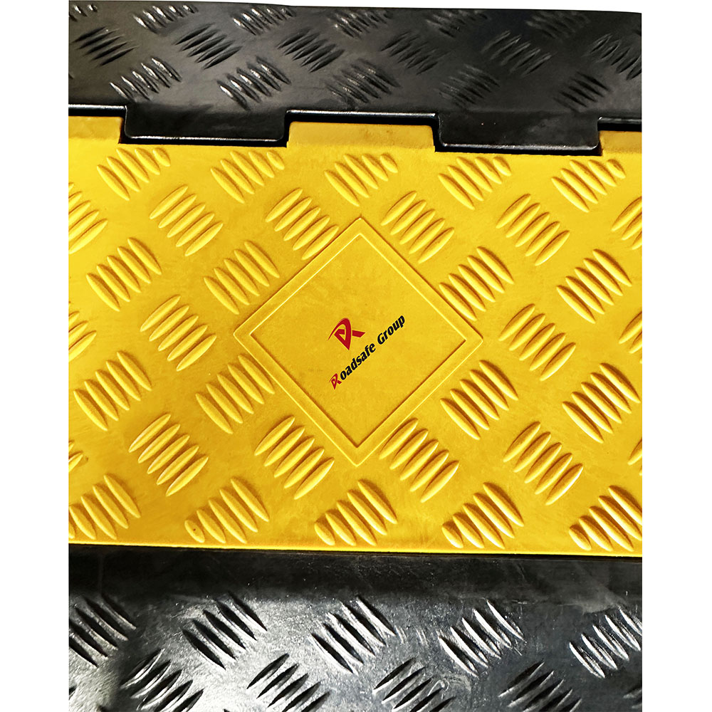 Heavy Duty Plastic Cable Protector Ramp Cord Cover 1/2/3/4/5 Channel Speed Hump for Road Safety