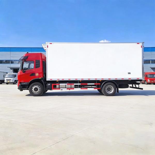 Dongfeng 6.5m/7.8m Refrigerated Food Transport Freezer Vehicle Refrigerator Van Box Truck