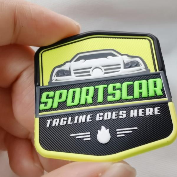 Remiendos de encargo de alta frecuencia de la transferencia de calor de TPU para las chaquetas