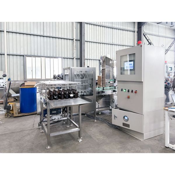 250-500ml Fully Automatic Small Bottle Filling Machine with SS304/SS316 Construction and 1000-2000 BPH Speed