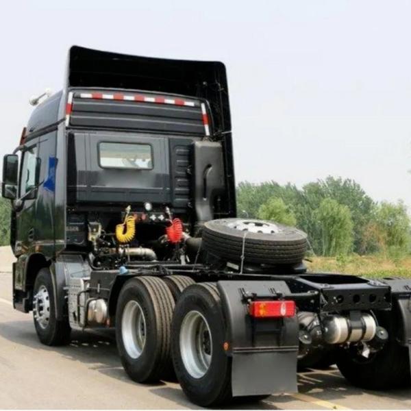 FAW Tian V Tractor Head Powerful Truck with Manual Window and Engine Capacity＞8L