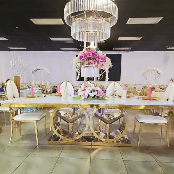 Modern Style Stainless Steel Frame Wedding Dining Table New Outdoor Hotel Furniture With Glass and MDF for Parties and Events