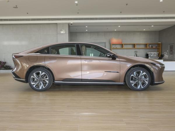 Popular Used Cars WLTC Comprehensive Fuel Consumption L/100Km Compact SUV Gasoline 2023.05 114Kw 200Nm 6-Speed Tiptronic