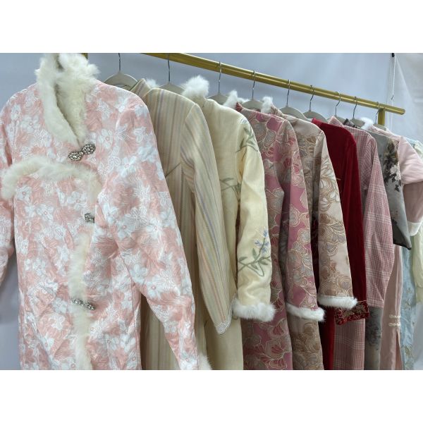 Second Hand Long Thick Cheongsam Autumn Winter Mix Styles Slimming Fashionable