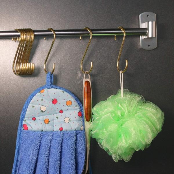 Ganchos de metal em forma de S elegantes e duráveis para decoração doméstica na sala de estar, quarto, cozinha