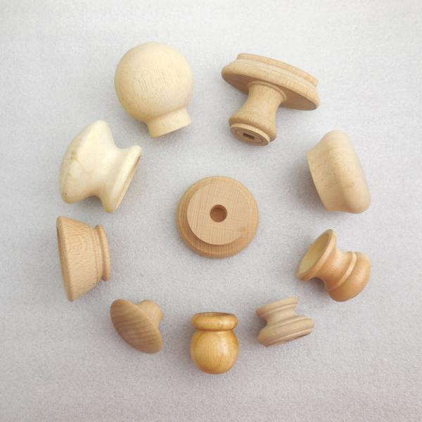 El armario de la habitación de los niños el armario la manija de la puerta el cajón la manija de la puerta del armario la manija del dibujo animado