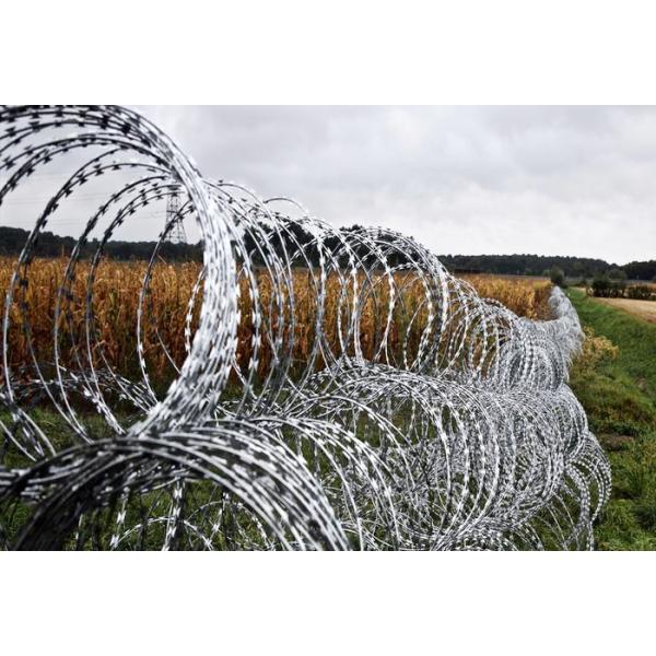 Metal Barbed Wire Clips Galvanized Or Stainless Steel For Fastening Razor Wire