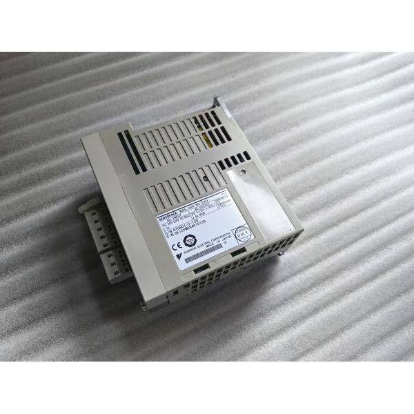 AC Servo Driver CACR-2R8-S04VA CACR2R8S04VA New in Box CACR-2R8-S04VA