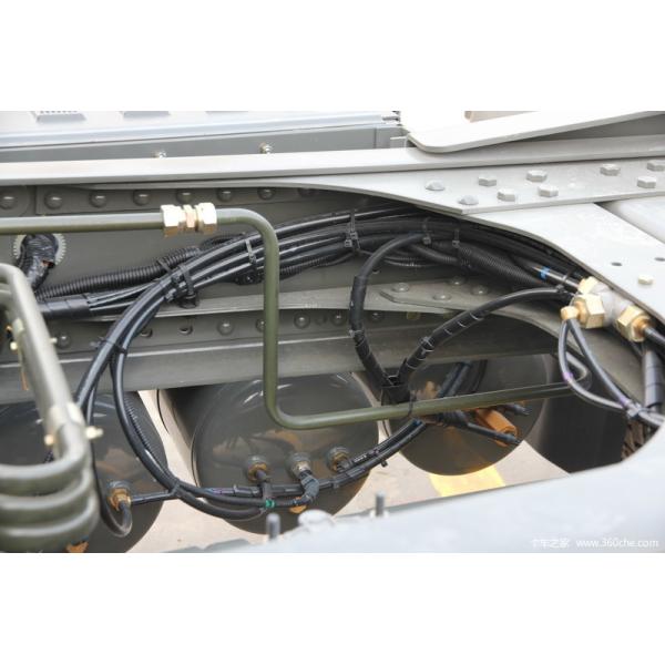 WD615.47 371HP 6X4 Drive Prime Mover Trailer , Maximum speed 101