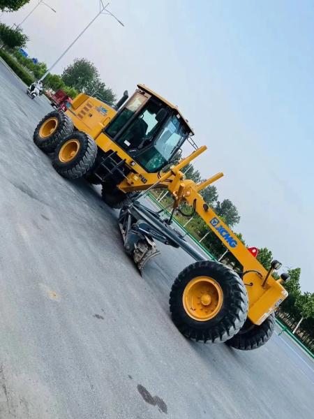 Diesel Engine XCMG GR2403 Second Hand Grader with 3965mm Length Blade