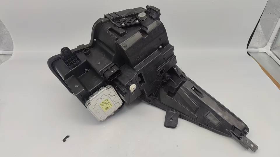 OEM 7210001CAD0200 Left Headlight Assembly for TRUMPCHI GS8 2017+