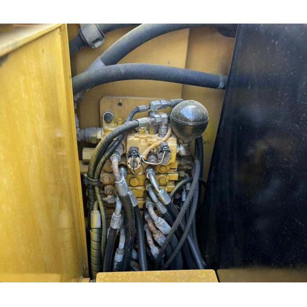 Used CAT 305.5E2 Mini Crawler Excavator with 0.22 m3 Bucket Capacity in Good Condition